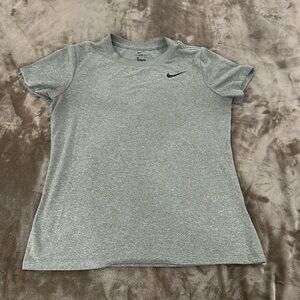 Brand new condition Nike t shirt (dri-fit)